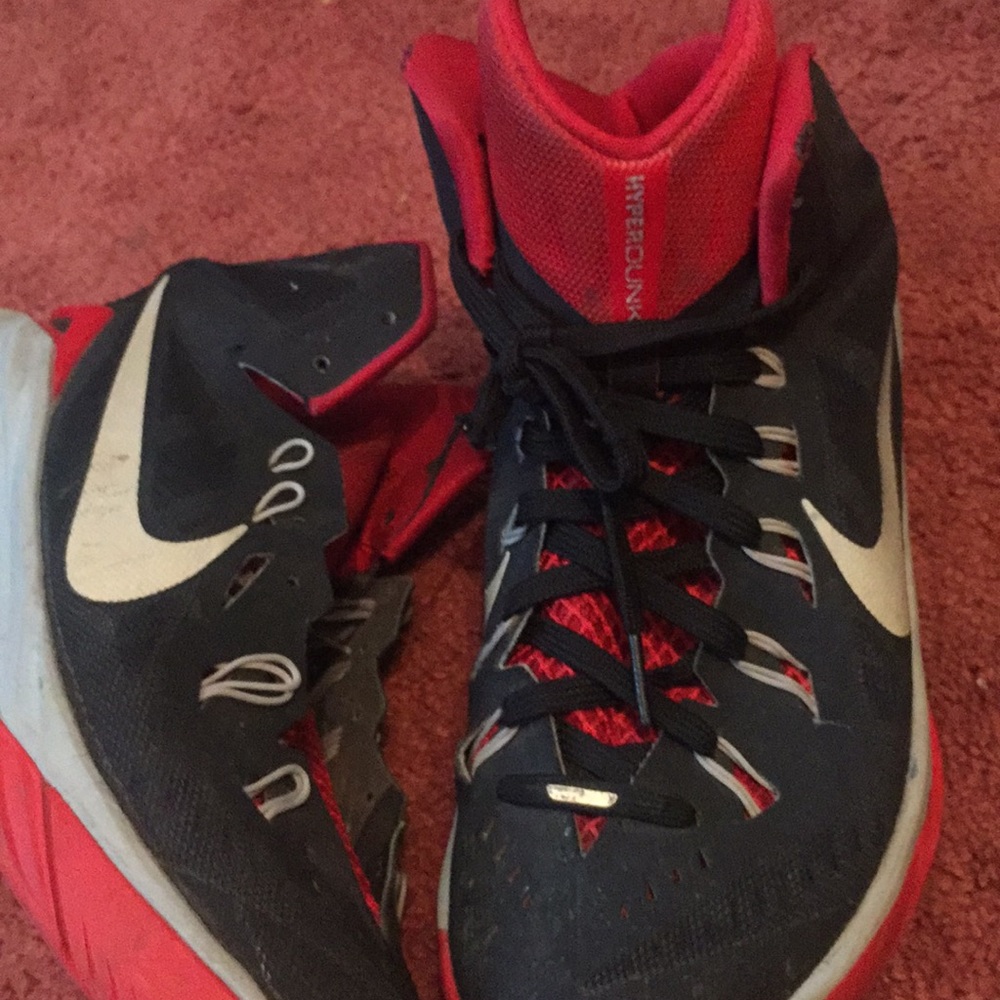 Basketball shoes (8.5) men’s hyper dunks